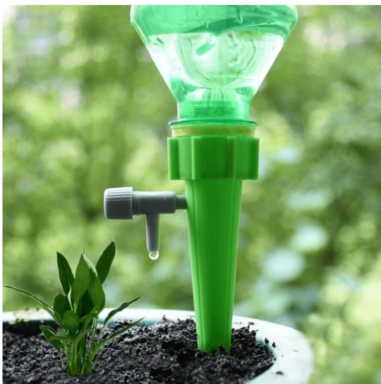 Self Watering Adjustable Spikes