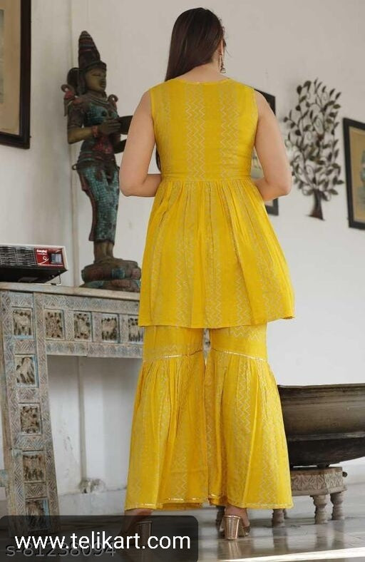 Sensational Kurta With Dupatta And Sharara