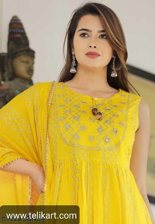 Sensational Kurta With Dupatta And Sharara