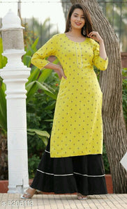 Trendy Women Kurta Set.