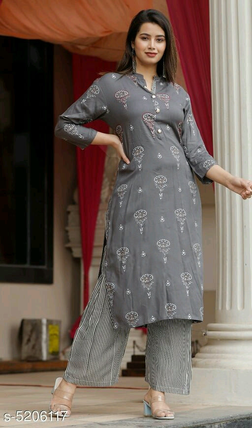 Trendy Women Kurta Set.