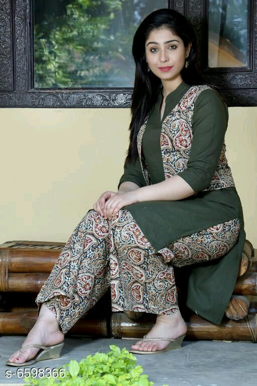 Jivika Voguish Women Kurta Sets.