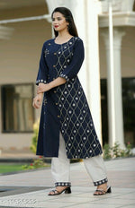 Load image into Gallery viewer, Kashvi Drishya Women Kurta Sets.
