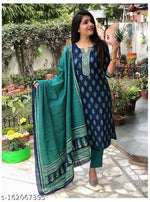 Load image into Gallery viewer, Stunning Kurta Dupatta And Bottom Set
