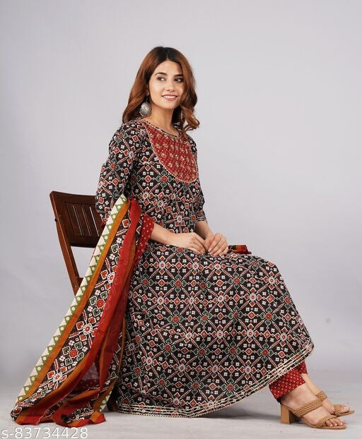 Stunning Kurta Dupatta And Bottom Set